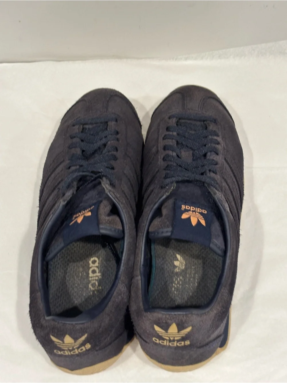 adidas sleek low